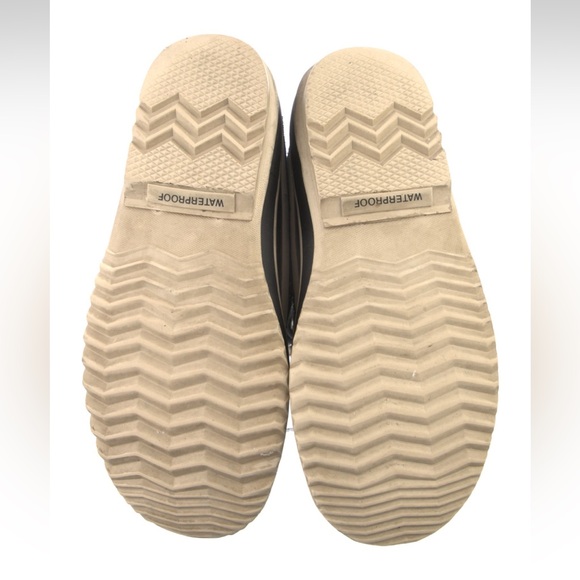 Sorel | JOAN OF ARCTIC WOMEN'S WATERPROOF BOOT | Size 8 - Picture 6 of 6